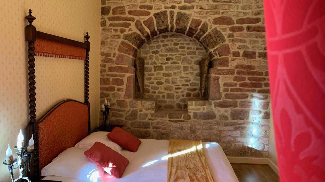 Le Moulin Du Boisset Panzió Saint-Denis-lès-Martel Kültér fotó