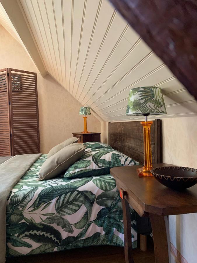 Le Moulin Du Boisset Panzió Saint-Denis-lès-Martel Kültér fotó