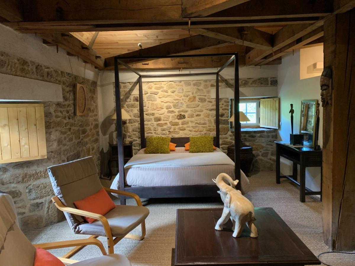 Le Moulin Du Boisset Panzió Saint-Denis-lès-Martel Kültér fotó