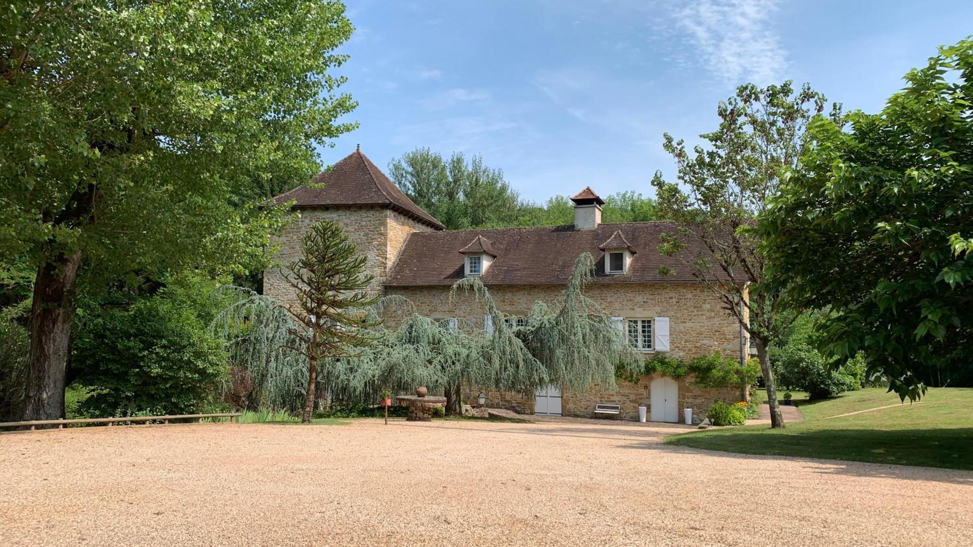 Le Moulin Du Boisset Panzió Saint-Denis-lès-Martel Kültér fotó