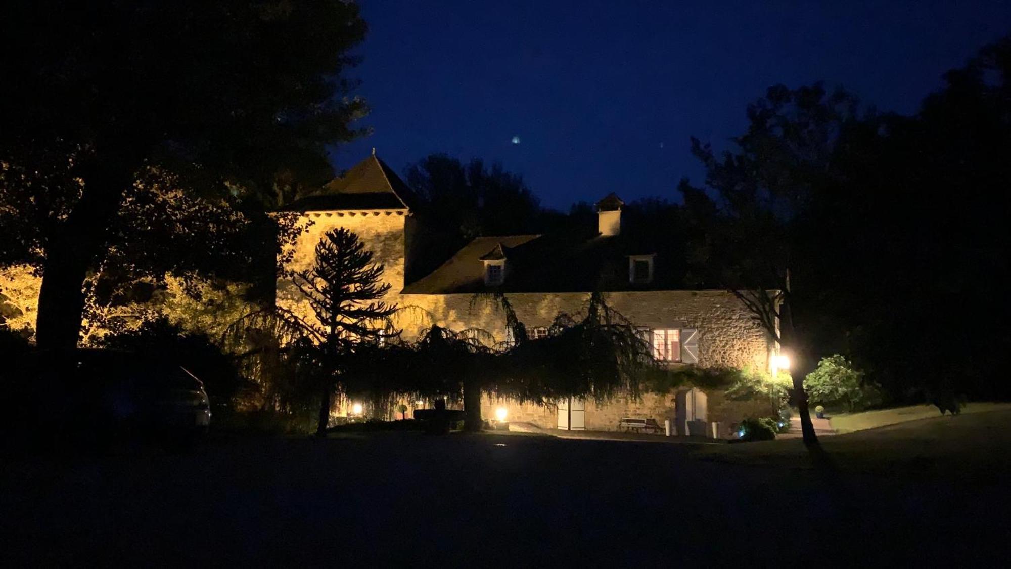 Le Moulin Du Boisset Panzió Saint-Denis-lès-Martel Kültér fotó