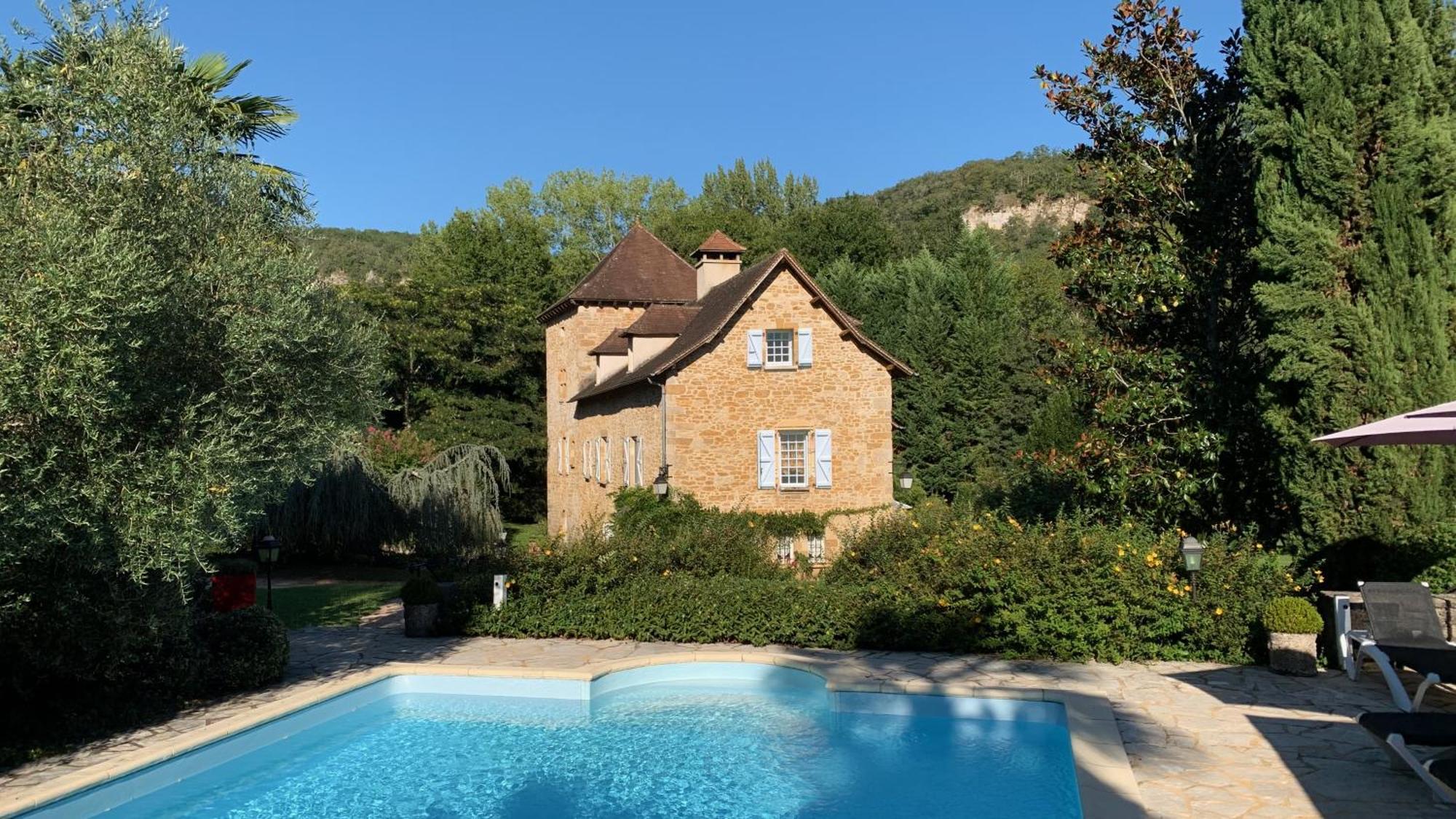 Le Moulin Du Boisset Panzió Saint-Denis-lès-Martel Kültér fotó